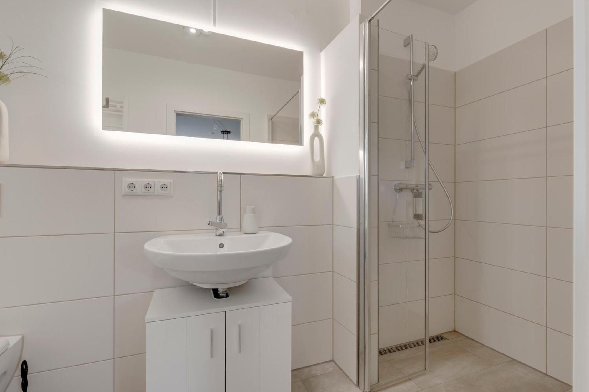 Seezeit, Ferienhaus Bis Zu 6 Personen, 500 Meter Zum Wasser, Mit Garten Hüde Exteriör bild
